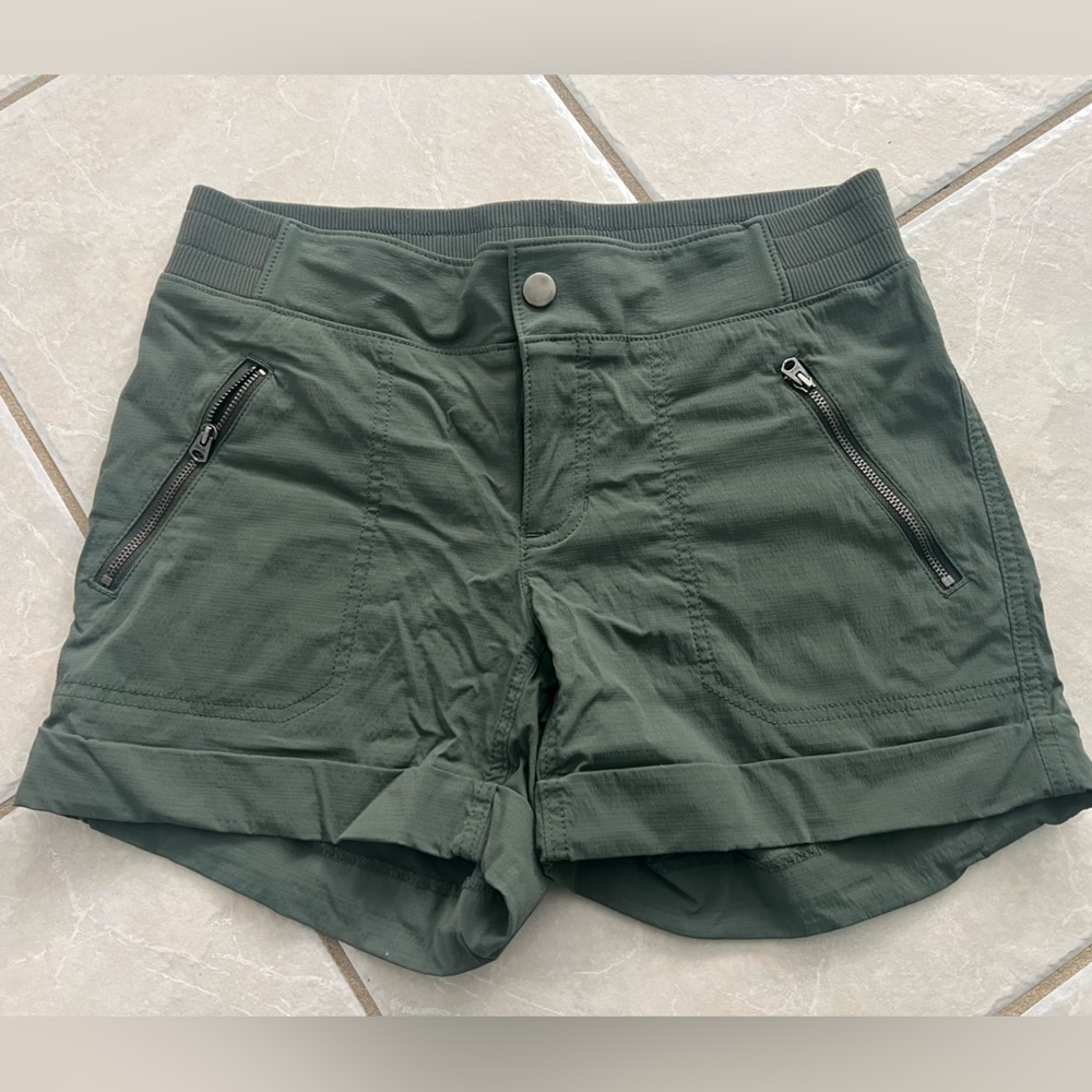 Athleta Olive Green Women's Shorts